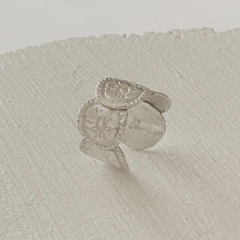 Anillo flor