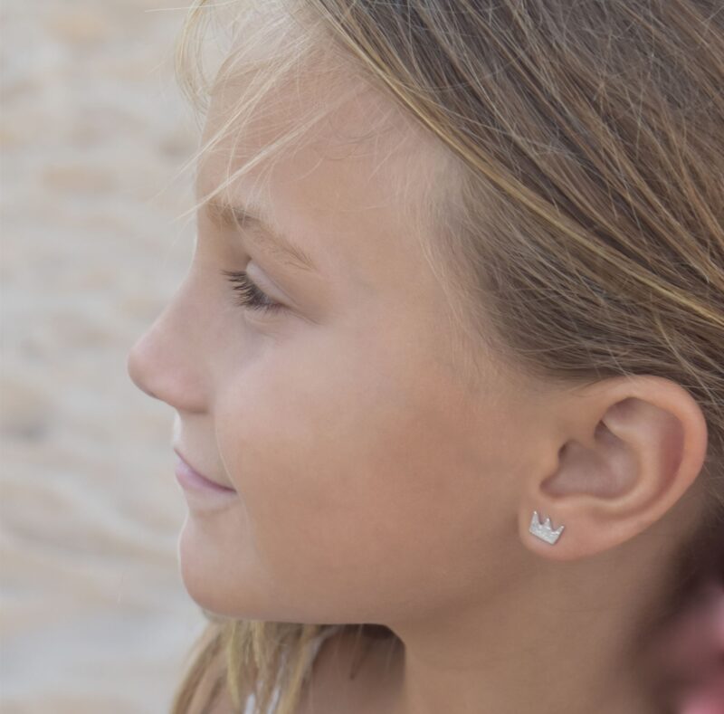 Mini pendientes coronas - Imagen 2