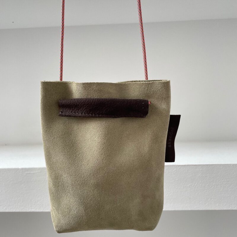 Bandolera ante peq