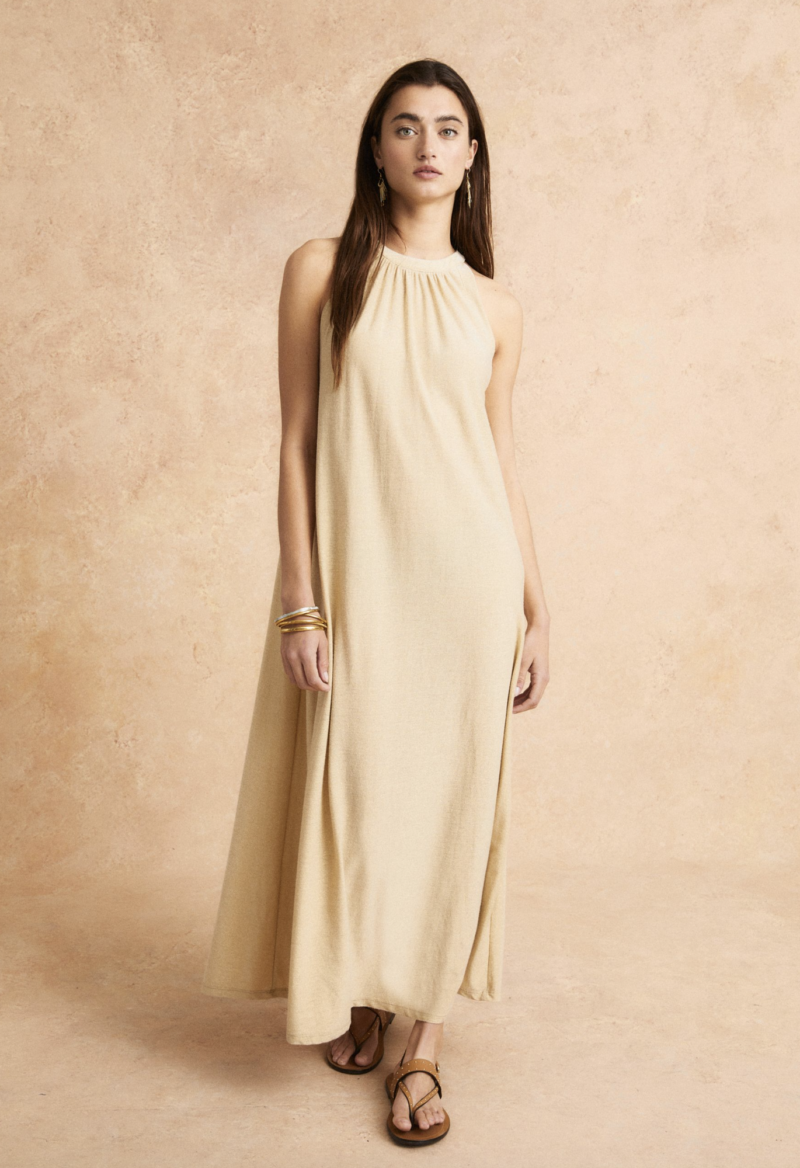 Vestido dorado lucía