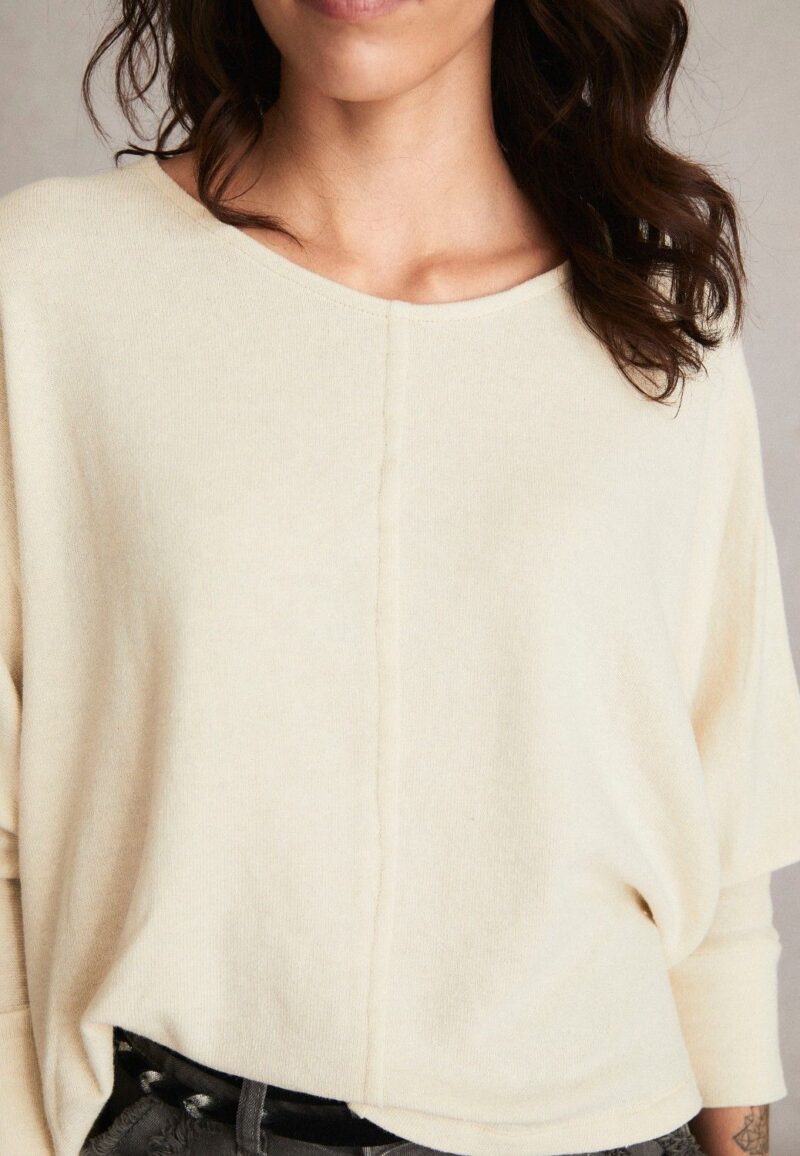 Camiseta murciélago - Imagen 2