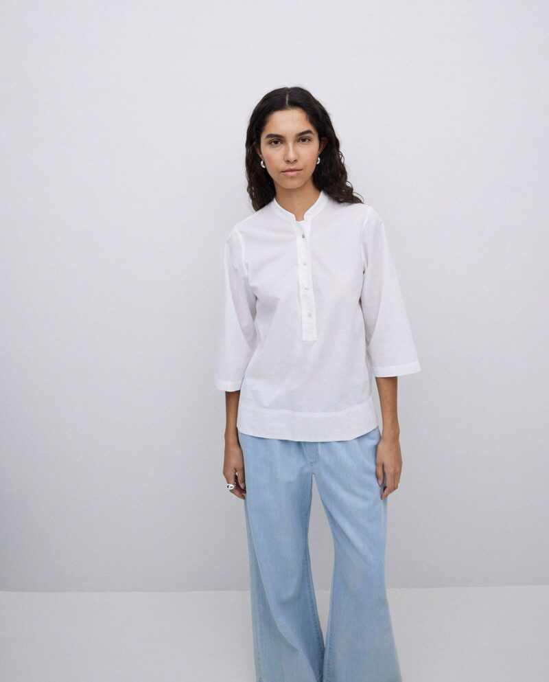 Camisa bimateria cuello mão