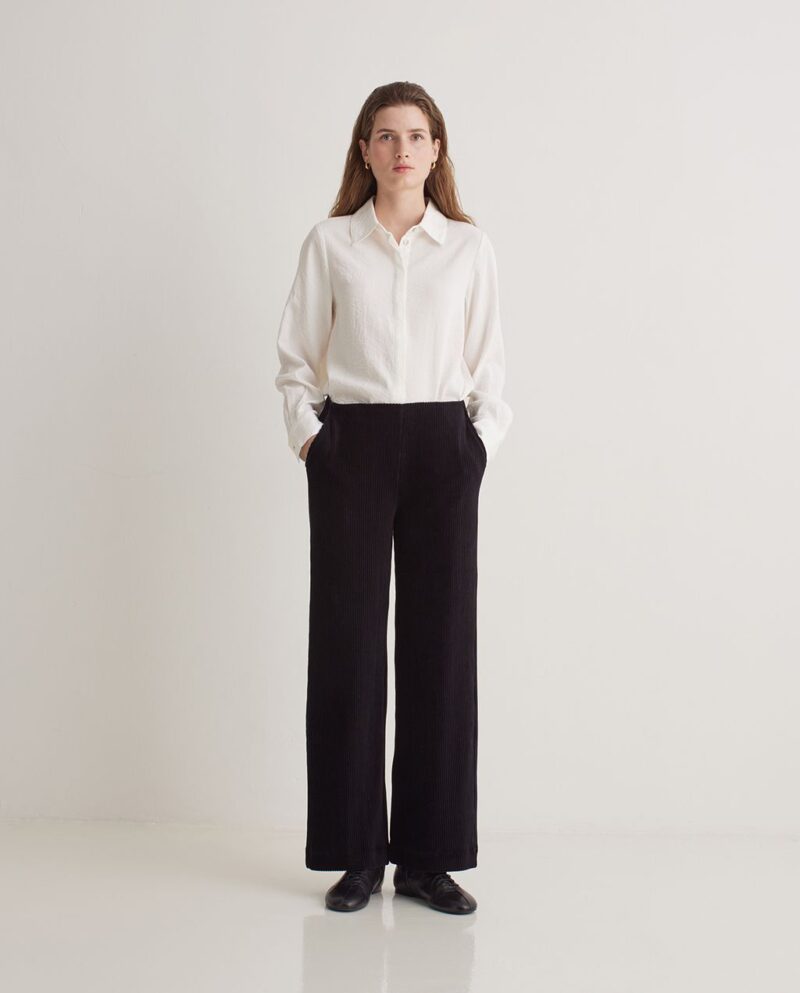 Pantalón ancho pana
